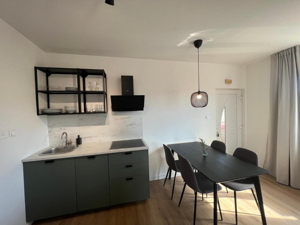 The One By Moro Apartamento Vantacici Exterior foto