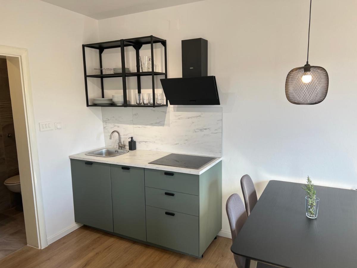 The One By Moro Apartamento Vantacici Exterior foto